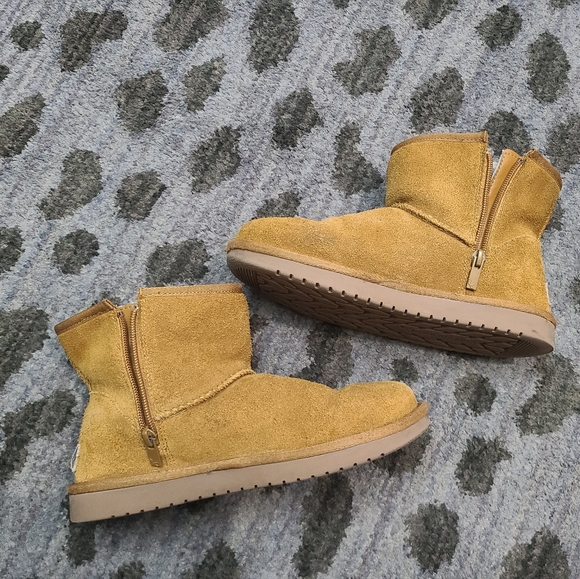 Ugg Koolaburra Tan Bow Ankle Booties sz 6.5 - Picture 12 of 15